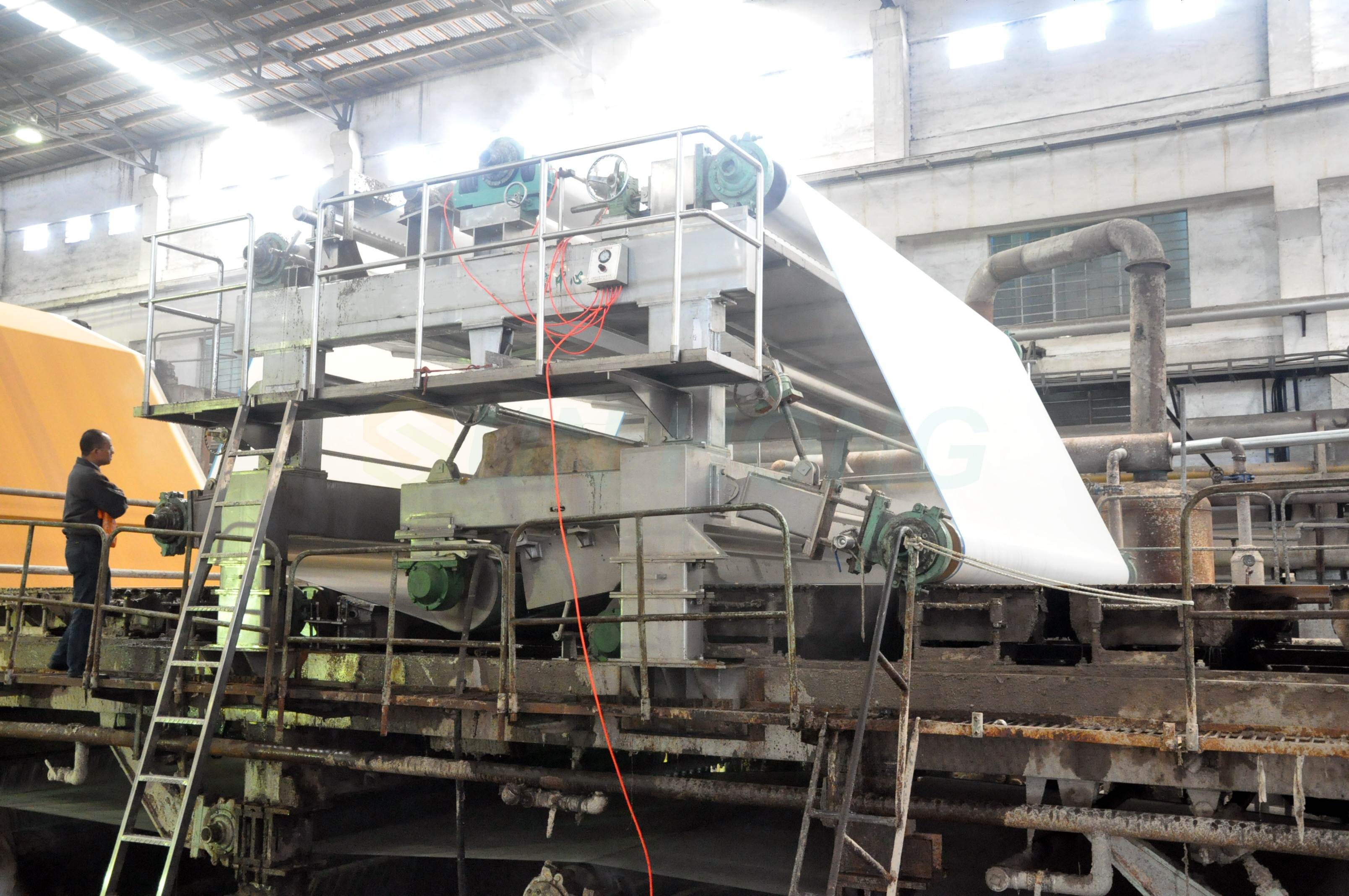 formador superior de máquina de papel