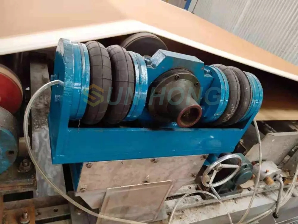 air bellow on felt and fabric corrector fole de ar em feltro e corretor de tecido