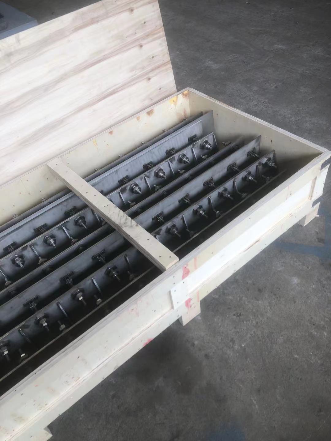 lábio da caixa de entrada