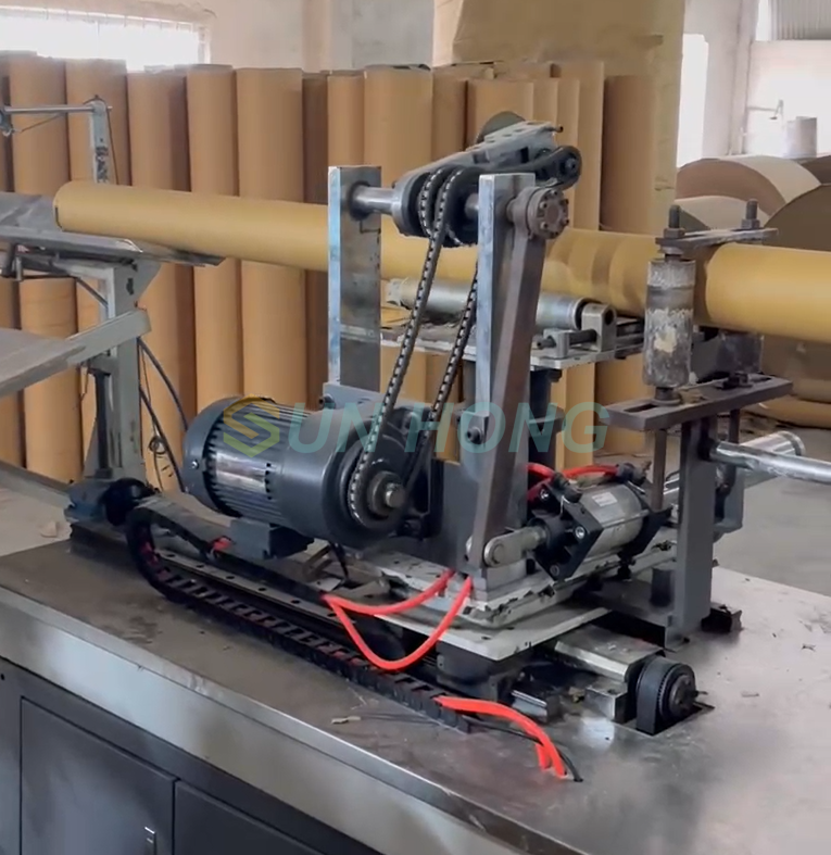 Máquina de tubo de papel CNC de quatro cabeças