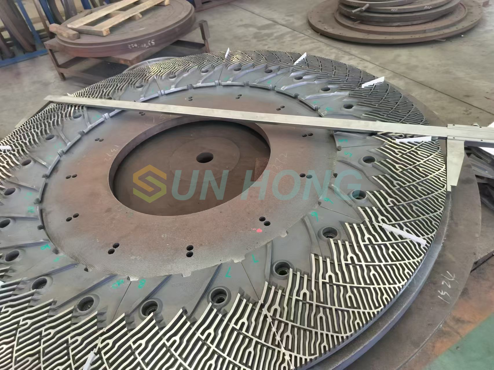 Polpa de papel, fazendo placa de refinador de disco duplo cônico